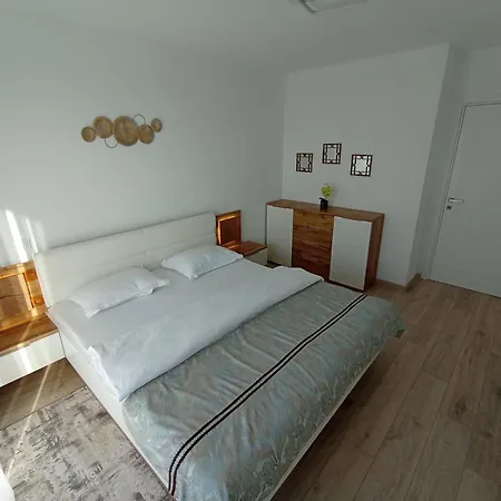 Penthouse View Infinity * Braşov